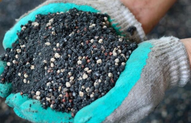 Dựa theo nguồn gốc có thể phân loại lân thành 2 loại chính